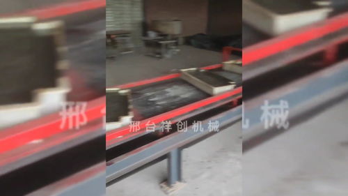 路沿石機(jī)預(yù)制布料生產(chǎn)過(guò)程一分鐘了解