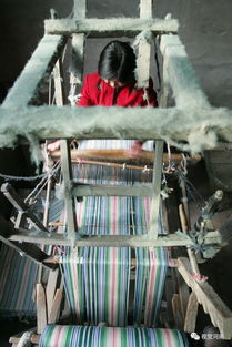 現(xiàn)代織女與老粗布 經(jīng)緯編布的傳承與創(chuàng)新